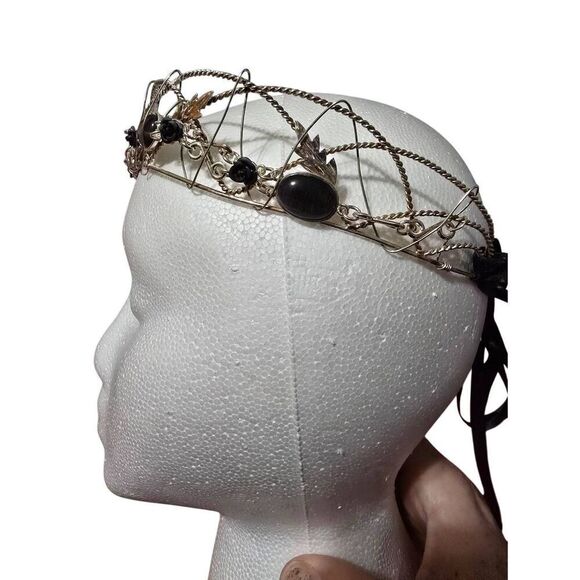 Handcrafted Custom Sterling Silver Circlet Crown with Black Onyx Cabachon and Ro - Picture 4 of 4